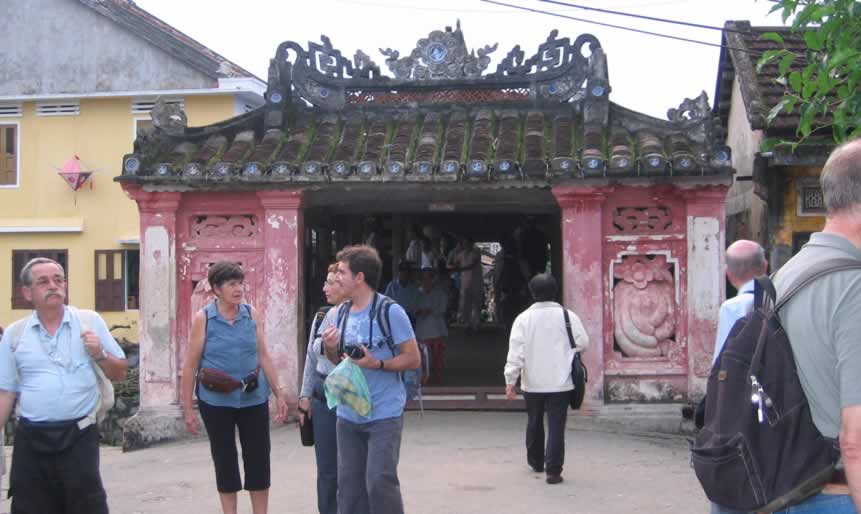 <空>hoian_bridge_gaijin_4431